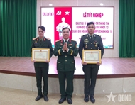 ໂຮງຮຽນນາຍທະຫານສື່ສານ ຈັດຕ້ັງພິທີມອບໃບປະກາສະນີຍະບັດໃຫ້ນັກສໍາມະນາກອນລາວ ແລະກໍາປູເຈຍ